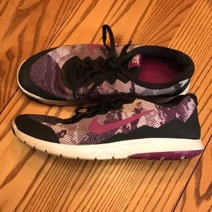 Nike Flex Experience RN 4